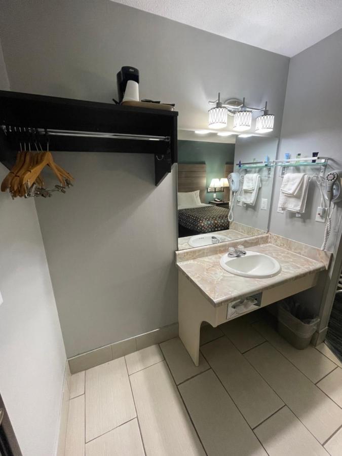 Countryside Inn & Suites Omaha East-Council Bluffs Ia Room photo