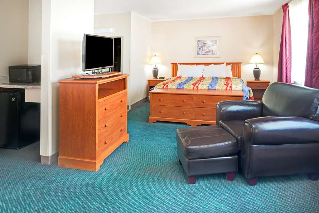 Countryside Inn & Suites Omaha East-Council Bluffs Ia Room photo